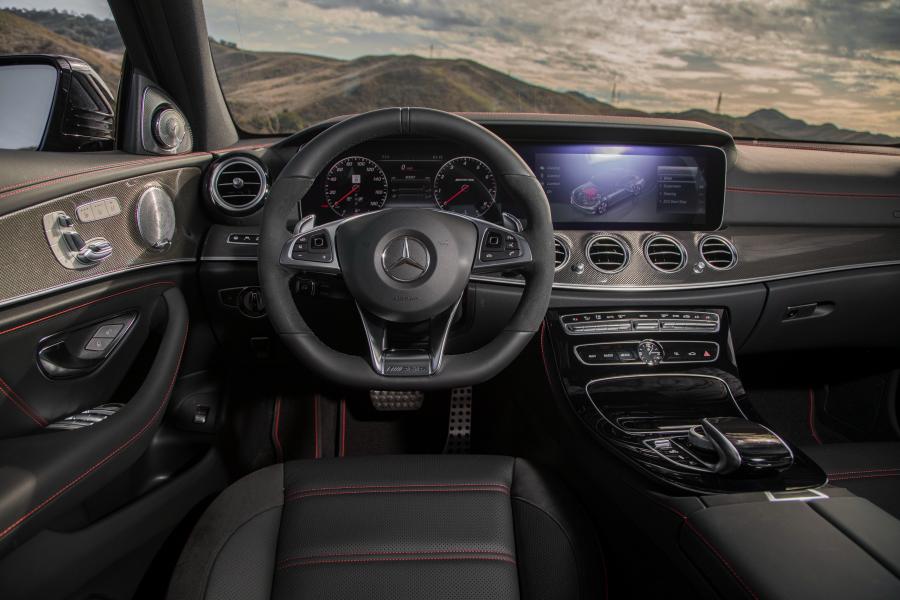 Торпедо Mercedes-AMG E43 4Matic 2016 года  (NA) (фото 25 из 30)